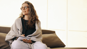 5 Signs It's Time to Set a Boundary in a Relationship