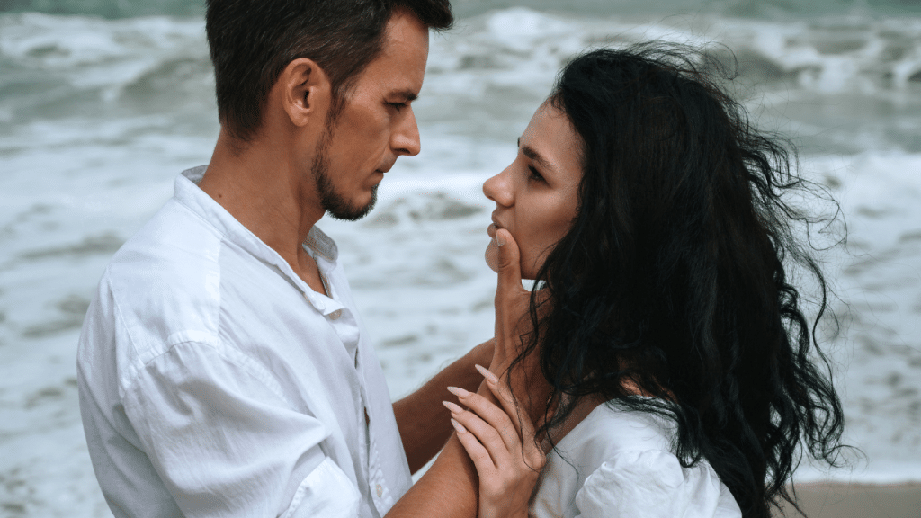 Your Summer Seduction Guide, Based on Your Zodiac Sign